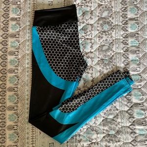 🌟 3/$15 Athletic leggings, size small
